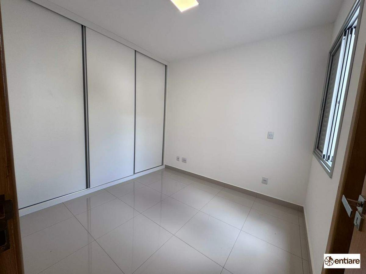 Apartamento, Vila Paris, 2 Quartos, 2 Vagas, 1 Suíte
