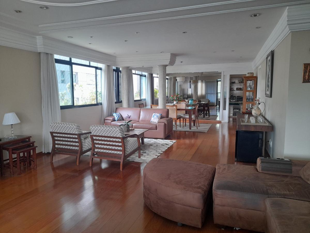 Apartamento, Funcionários, 4 Quartos, 3 Vagas, 2 Suítes