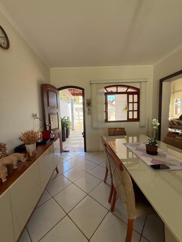 Casa, Bela Vista, 3 Quartos, 2 Vagas, 1 Suíte