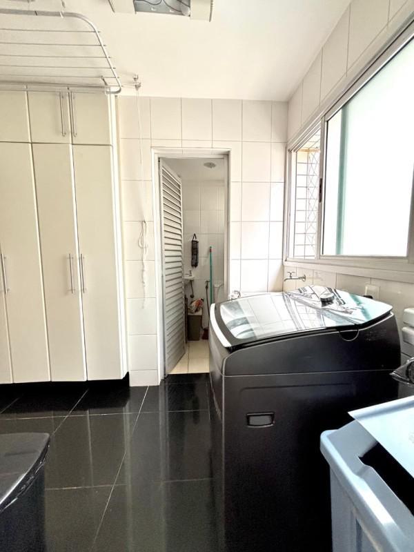 Cobertura, Funcionários, 4 Quartos, 4 Vagas, 2 Suítes