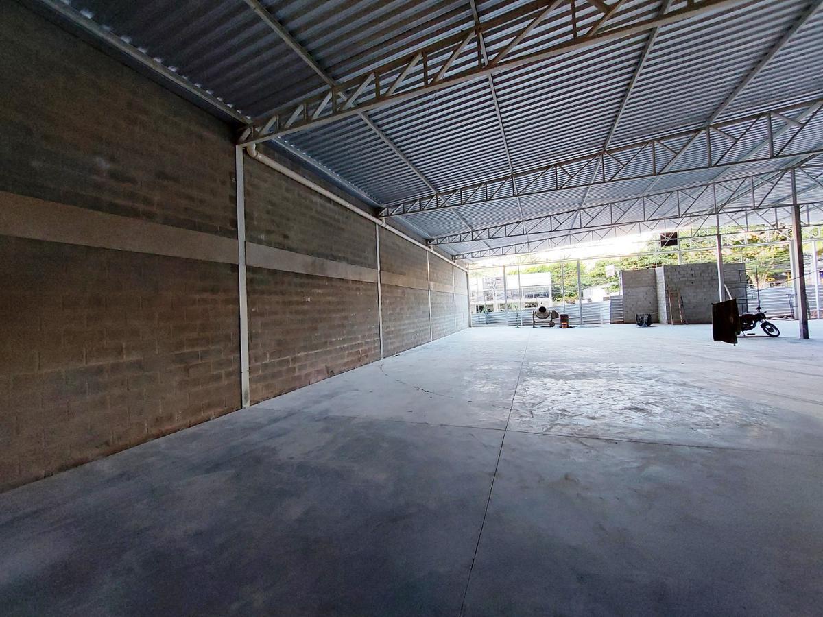 Andar, Estoril, 1 Quarto, 7 Vagas, 1 Suíte