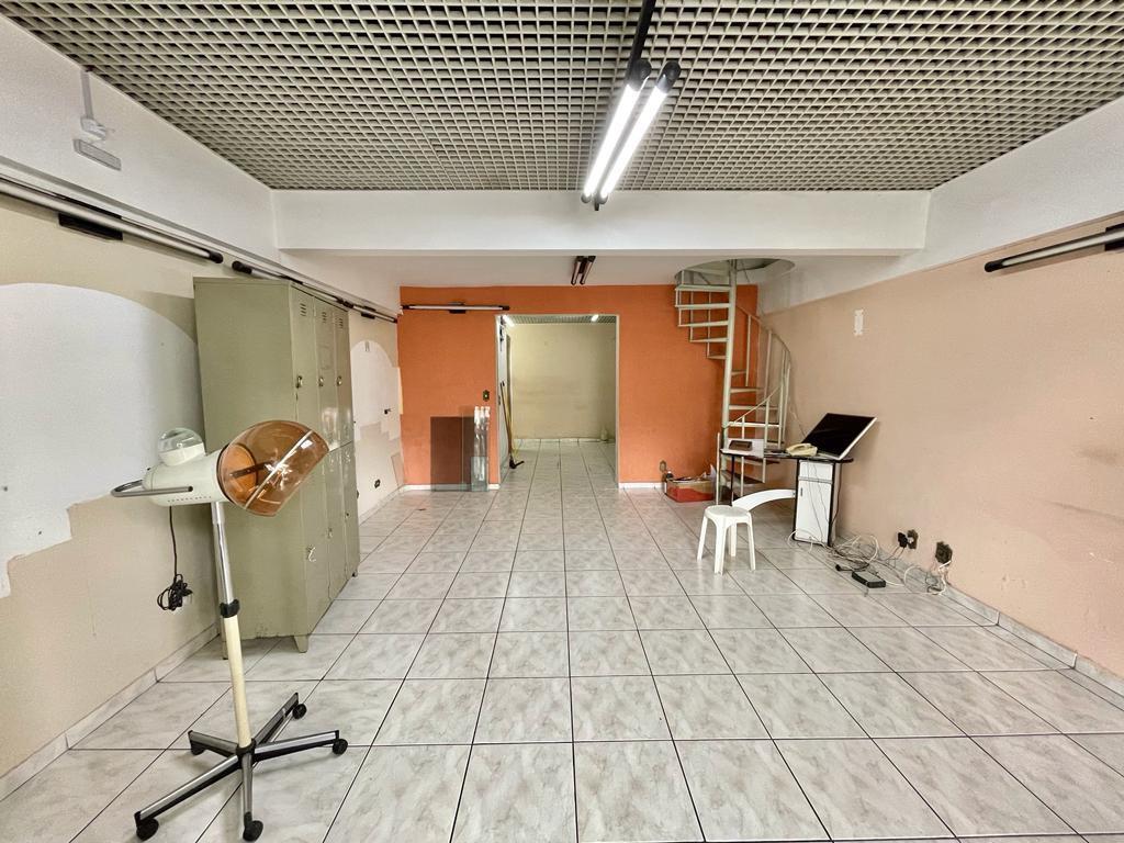 Andar, São José, 0 Quarto, 0 Vaga
