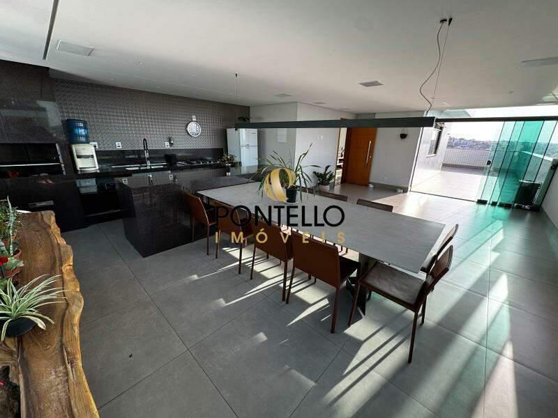 Cobertura, Fernão Dias, 4 Quartos, 4 Vagas, 3 Suítes