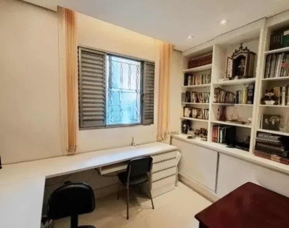 Casa, Ipê, 5 Quartos, 6 Vagas, 1 Suíte