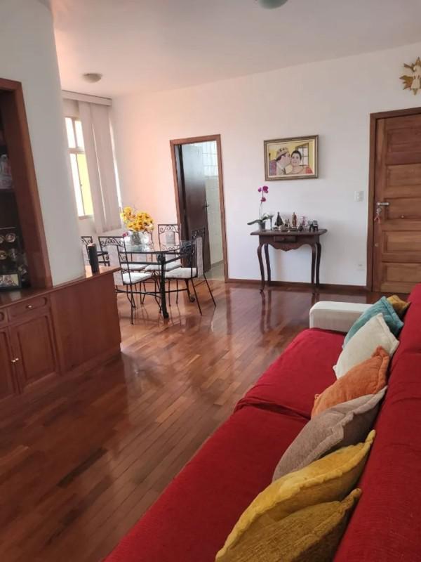 Cobertura, Sagrada Família, 4 Quartos, 2 Vagas, 1 Suíte