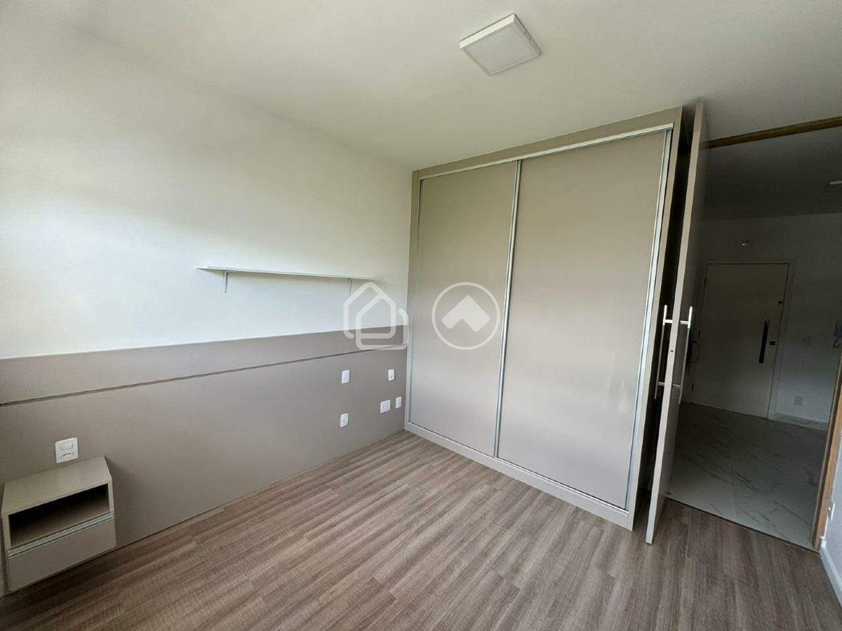 Apartamento, Estoril, 1 Quarto, 1 Vaga, 1 Suíte