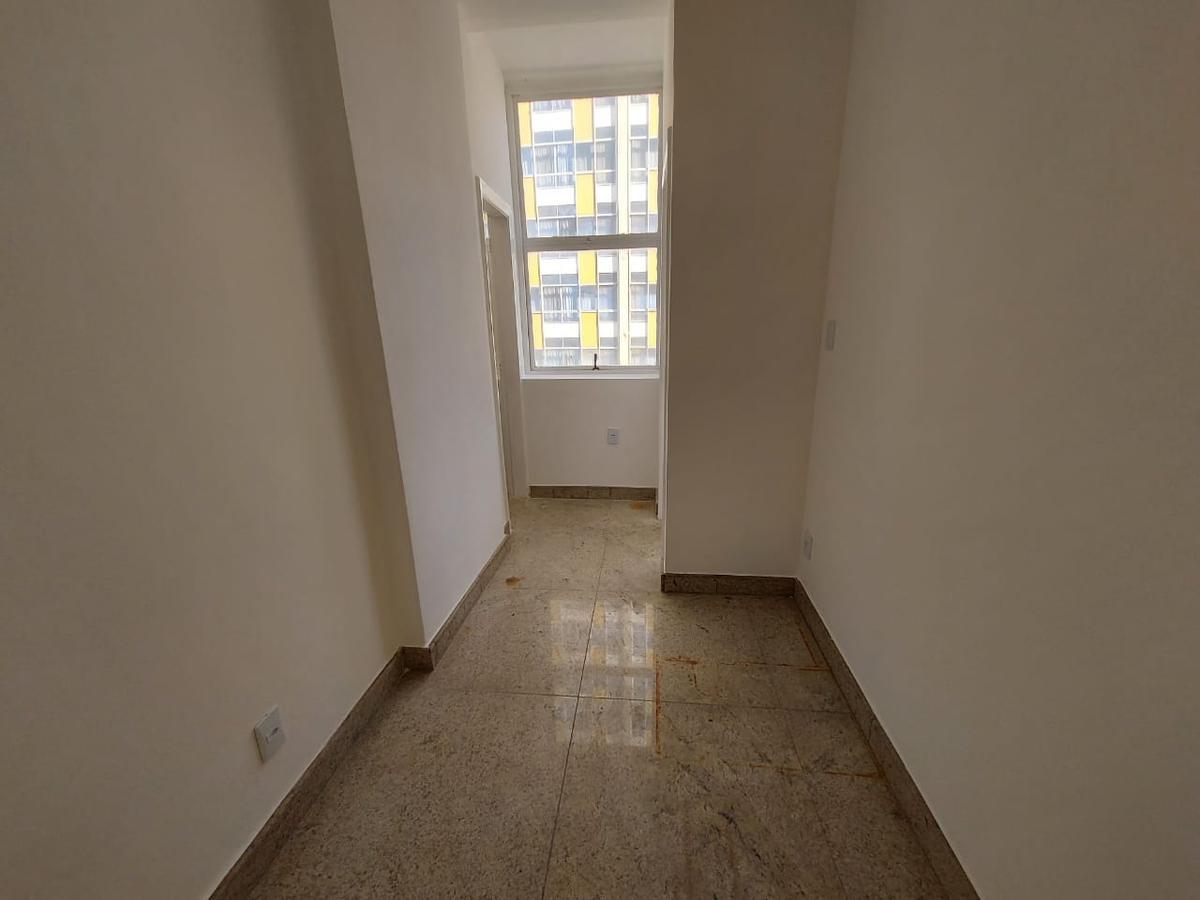 Sala, Centro, 0 Quarto, 0 Vaga