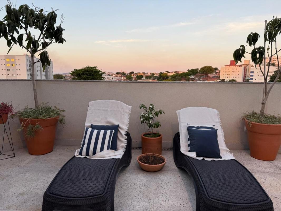 Cobertura, Jaraguá, 4 Quartos, 2 Vagas, 2 Suítes