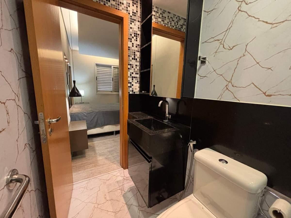 Apartamento, Centro, 2 Quartos, 2 Vagas, 1 Suíte