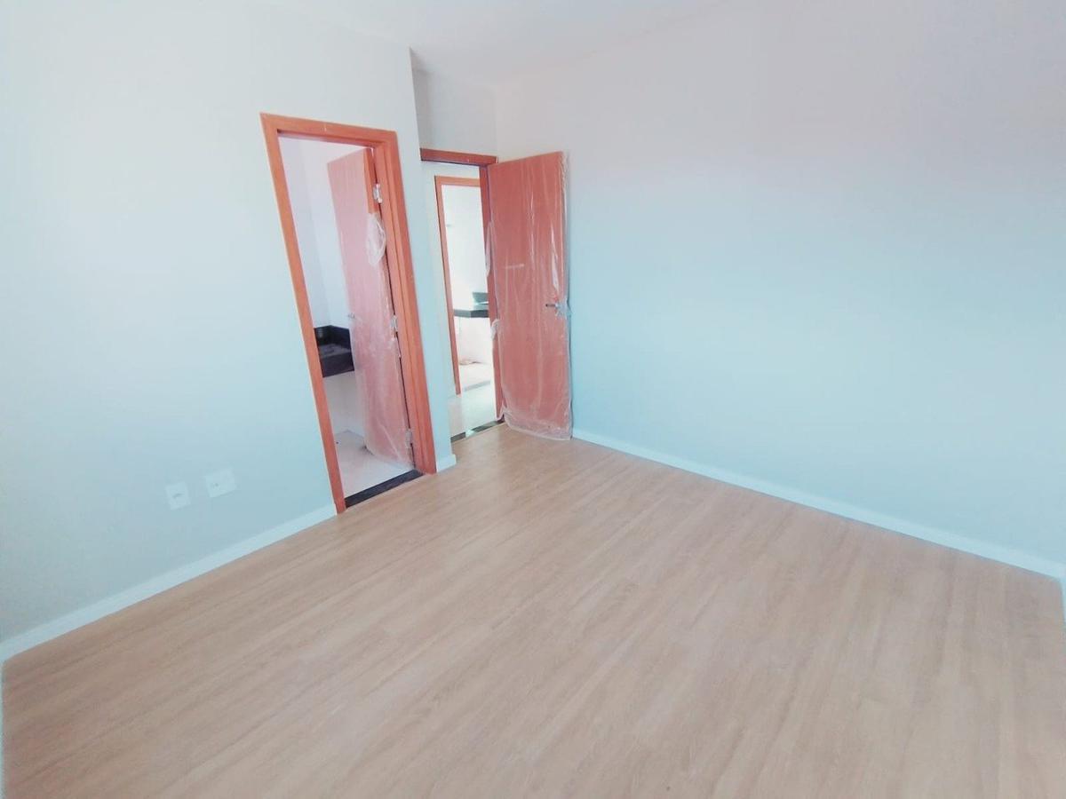 Cobertura, Candelária, 3 Quartos, 2 Vagas, 1 Suíte