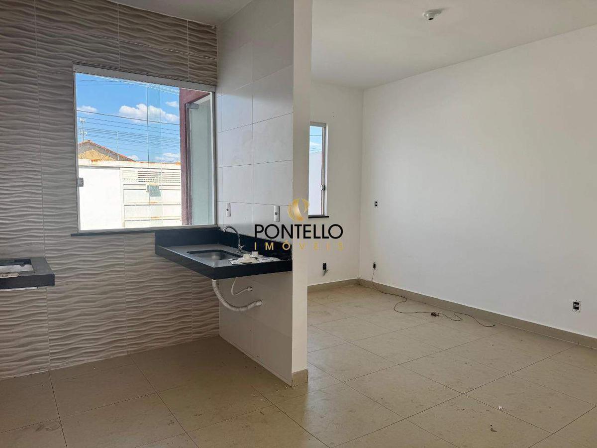 Casa, Cidade de Deus, 2 Quartos, 2 Vagas