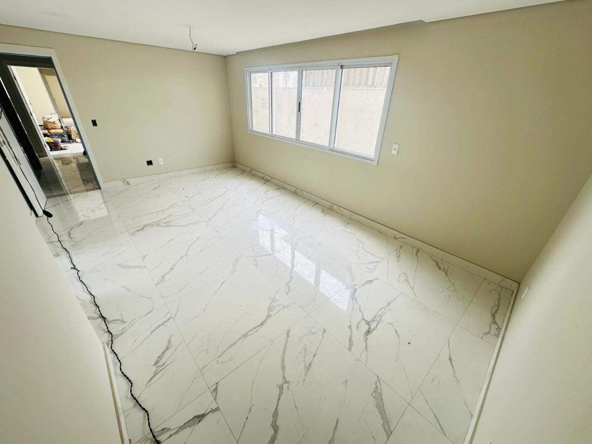 Apartamento, Santa Branca, 3 Quartos, 2 Vagas, 1 Suíte