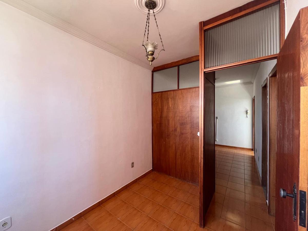 Quitinete, Colégio Batista, 2 Quartos, 1 Vaga