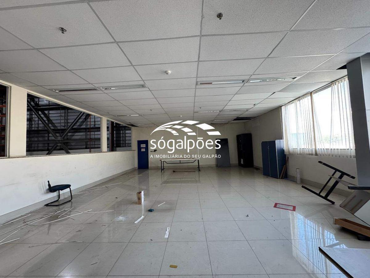 Galpão, Cincão, 100 Vagas