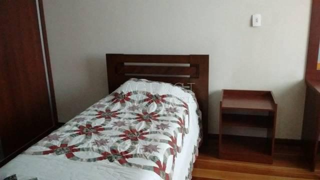 Casa, Camargos, 5 Quartos, 0 Vaga, 3 Suítes