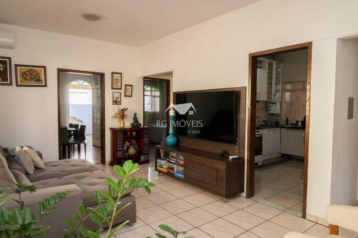 Casa, Diamante, 3 Quartos, 2 Vagas, 1 Suíte