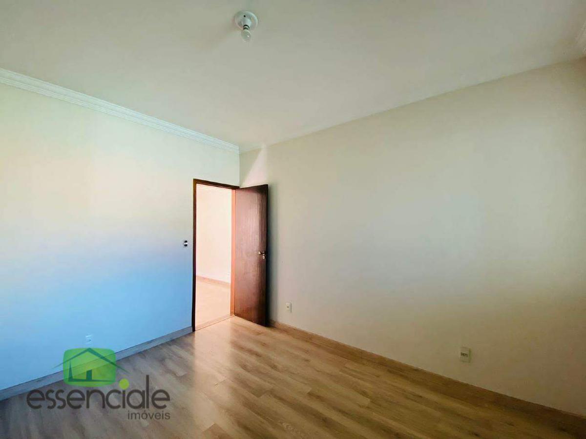 Casa, Jardim Riacho das Pedras, 4 Quartos, 4 Vagas, 2 Suítes