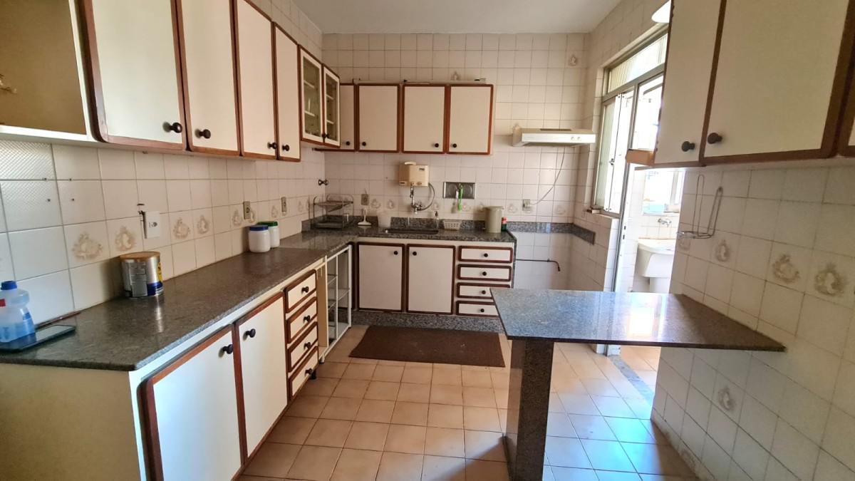Apartamento, Alto Barroca, 4 Quartos, 2 Vagas, 1 Suíte