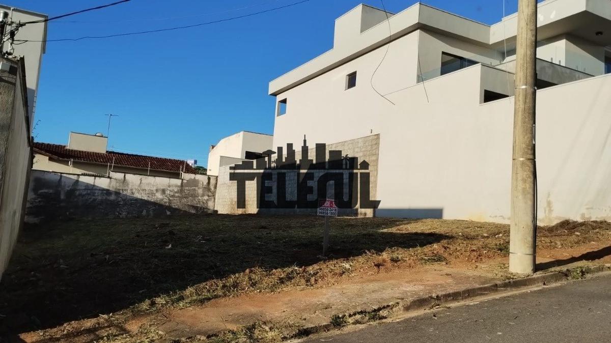 Lote, Campos Elíseos, 0 Quarto, 0 Vaga