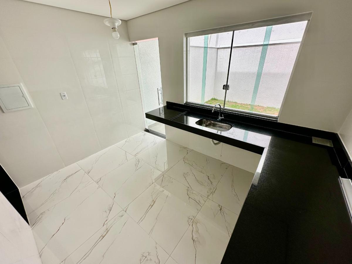 Casa, Planalto, 3 Quartos, 2 Vagas, 1 Suíte