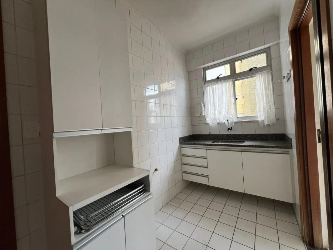 Apartamento, Estoril, 3 Quartos, 1 Vaga, 1 Suíte