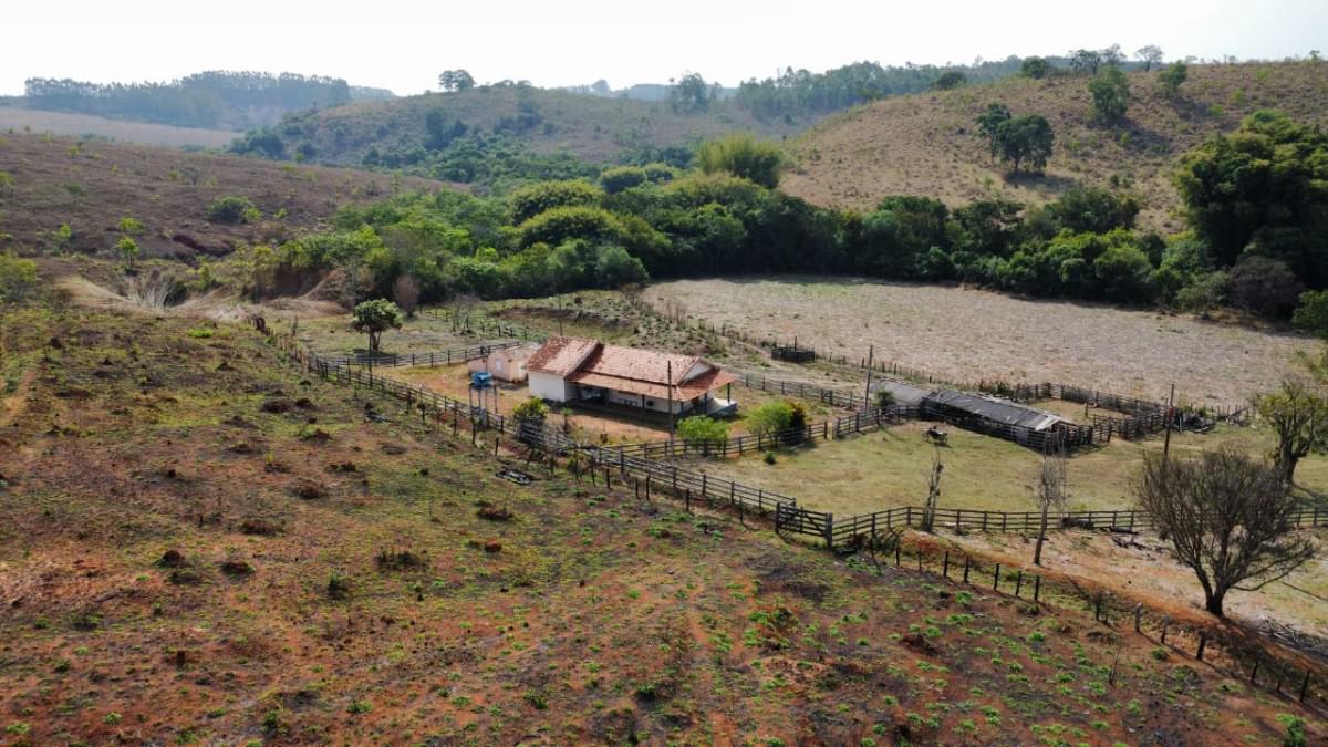 Fazenda, Zona Rural, 4 Quartos, 0 Vaga