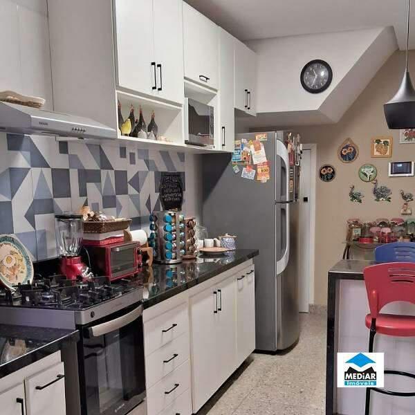 Casa, Sagrada Família, 3 Quartos, 1 Vaga, 1 Suíte