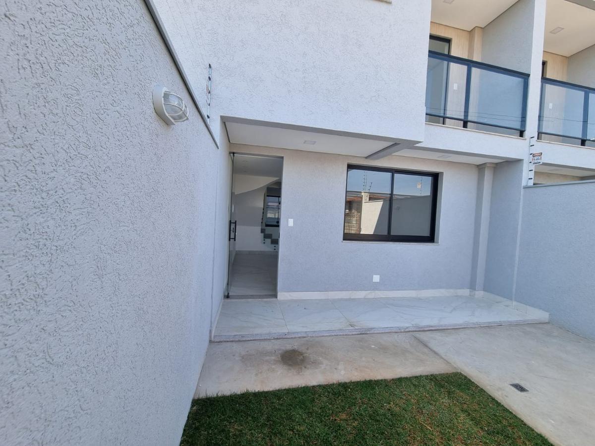 Casa, Planalto, 3 Quartos, 2 Vagas, 1 Suíte