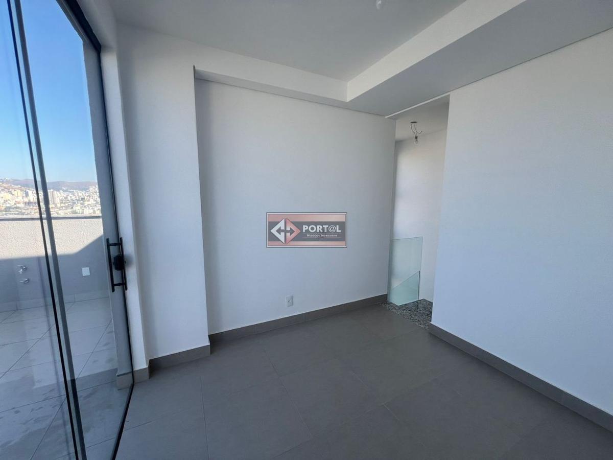 Cobertura, Padre Eustáquio, 3 Quartos, 4 Vagas, 1 Suíte