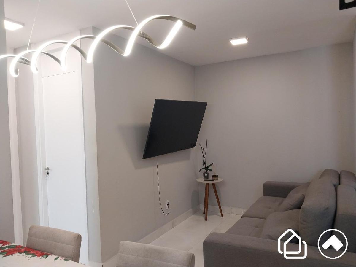 Apartamento, Palmeiras, 2 Quartos, 1 Vaga