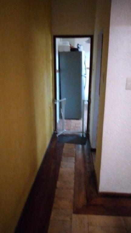 Casa, Centro, 4 Quartos, 3 Vagas, 1 Suíte