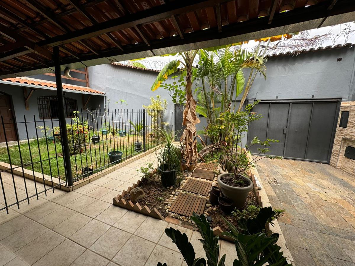 Casa, Colégio Batista, 9 Quartos, 3 Vagas, 2 Suítes