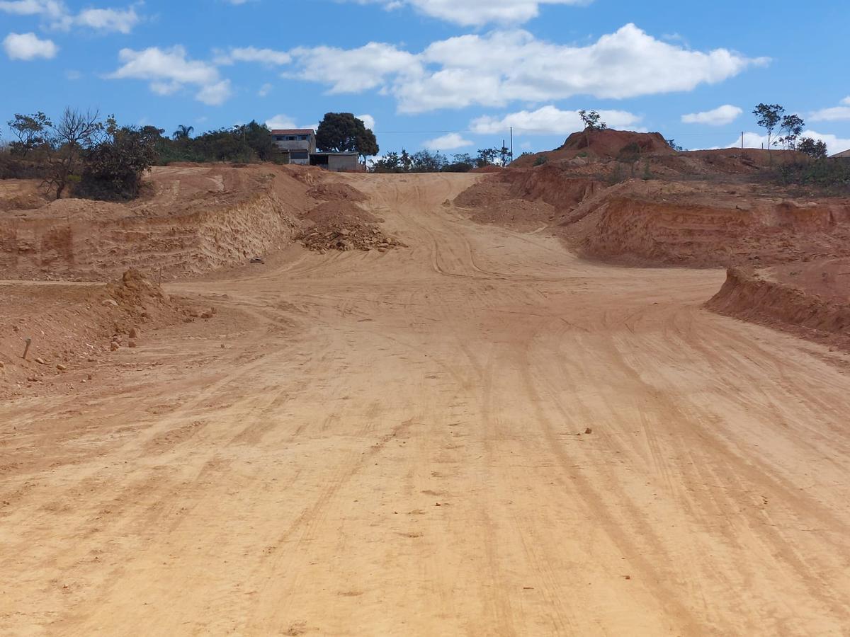 Lote, São Jose de Almeida, 0 Quarto, 0 Vaga