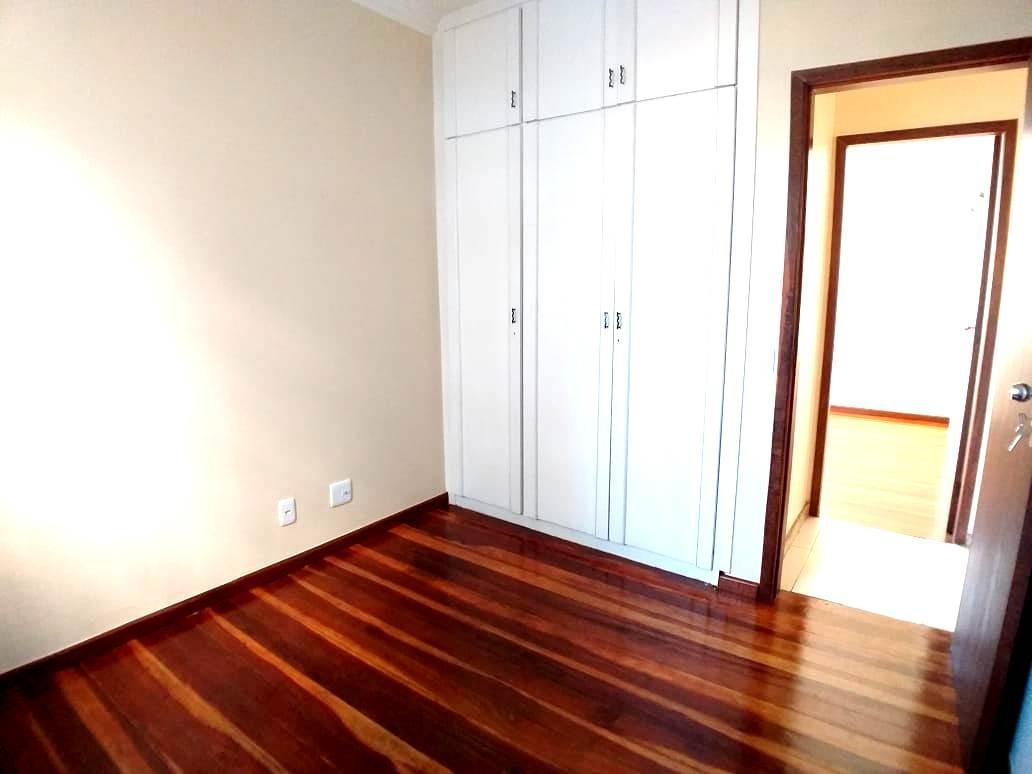 Apartamento, Estoril, 3 Quartos, 1 Vaga