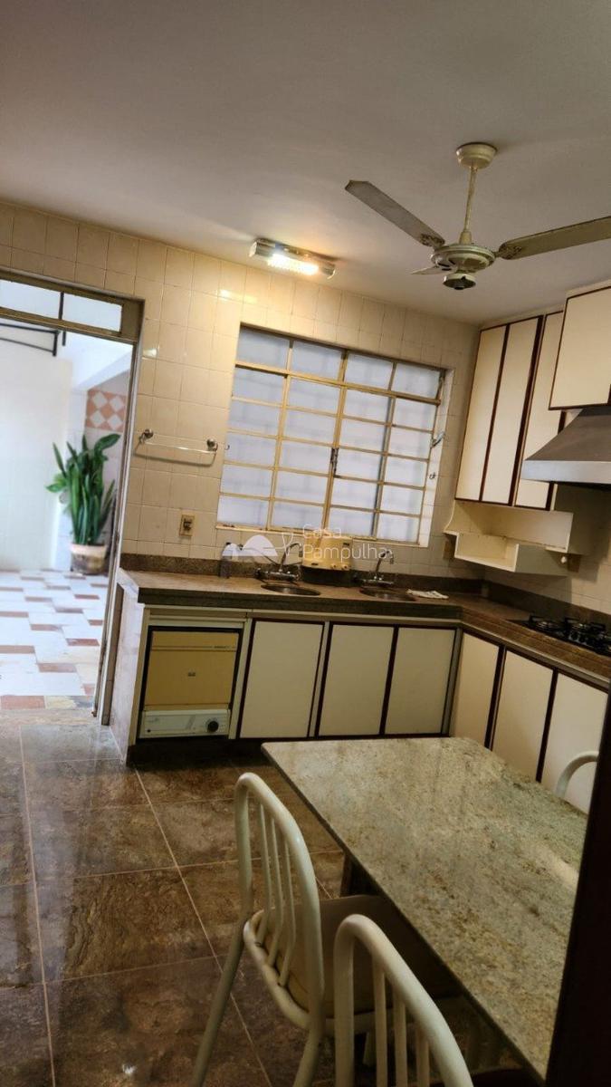 Casa, Santa Amélia, 4 Quartos, 5 Vagas, 2 Suítes