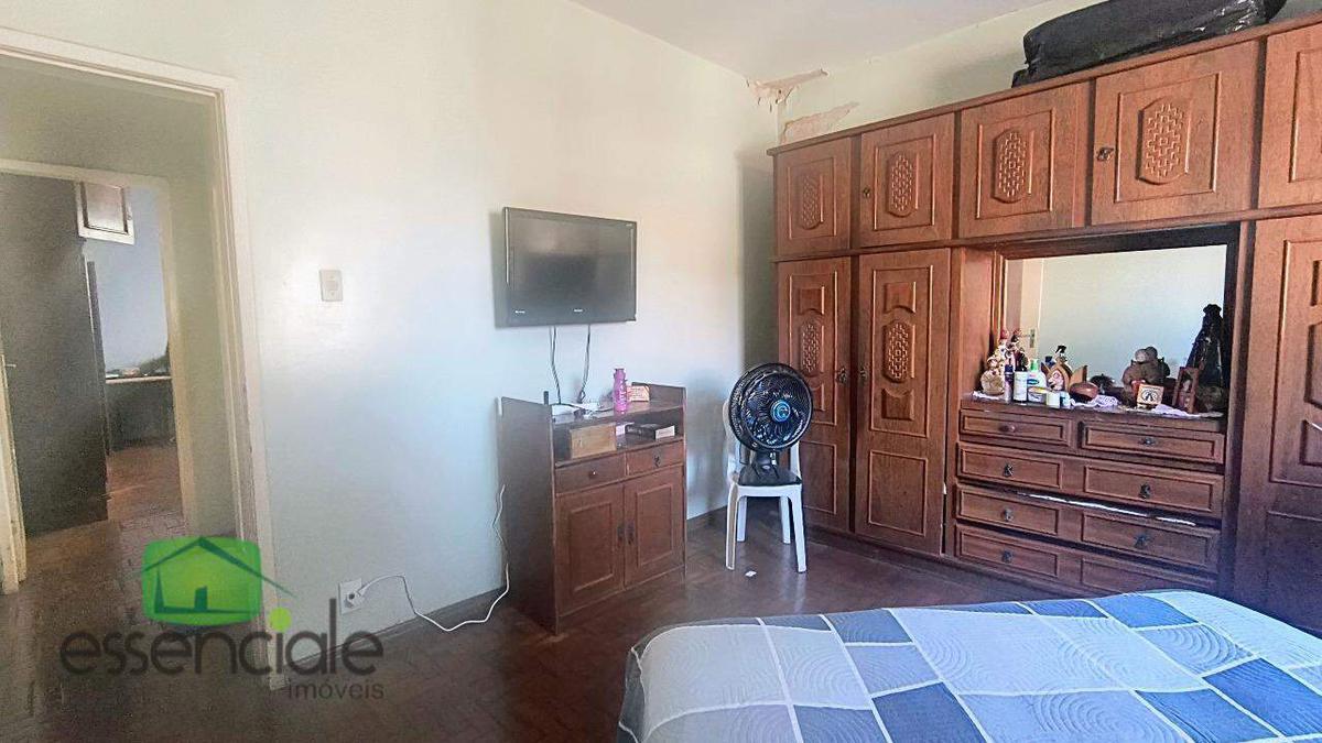 Casa, Santa Cruz Industrial, 3 Quartos, 3 Vagas, 1 Suíte