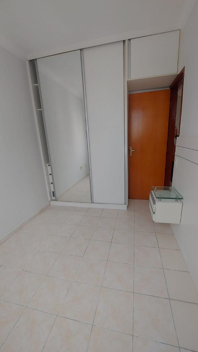 Apartamento, Jardim Guanabara, 2 Quartos, 1 Vaga