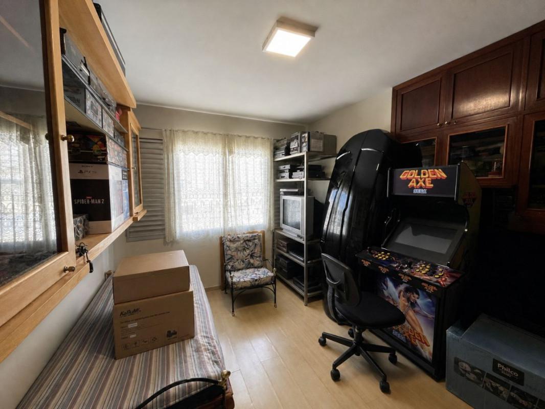 Apartamento, Funcionários, 4 Quartos, 2 Vagas, 1 Suíte
