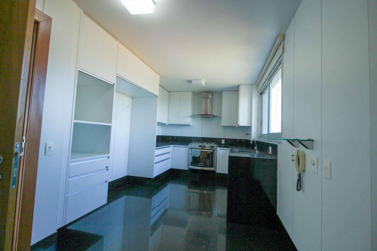 Apartamento, Belvedere, 4 Quartos, 5 Vagas, 4 Suítes
