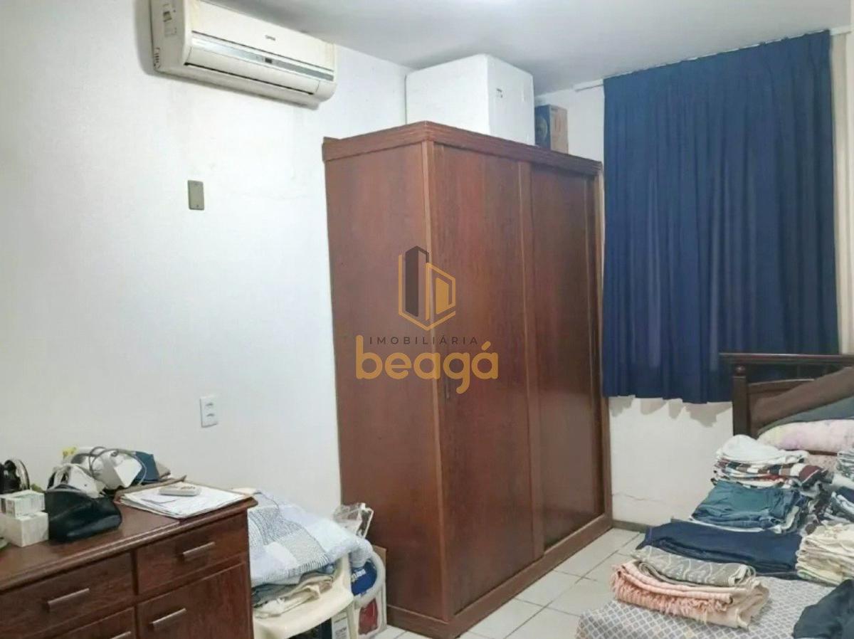 Casa, Camargos, 2 Quartos, 3 Vagas, 1 Suíte