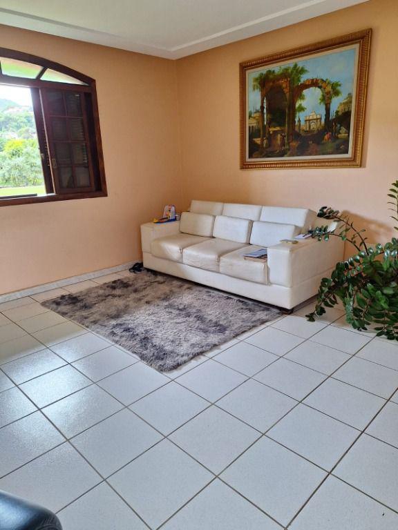 Casa, Siderúrgica, 3 Quartos, 0 Vaga