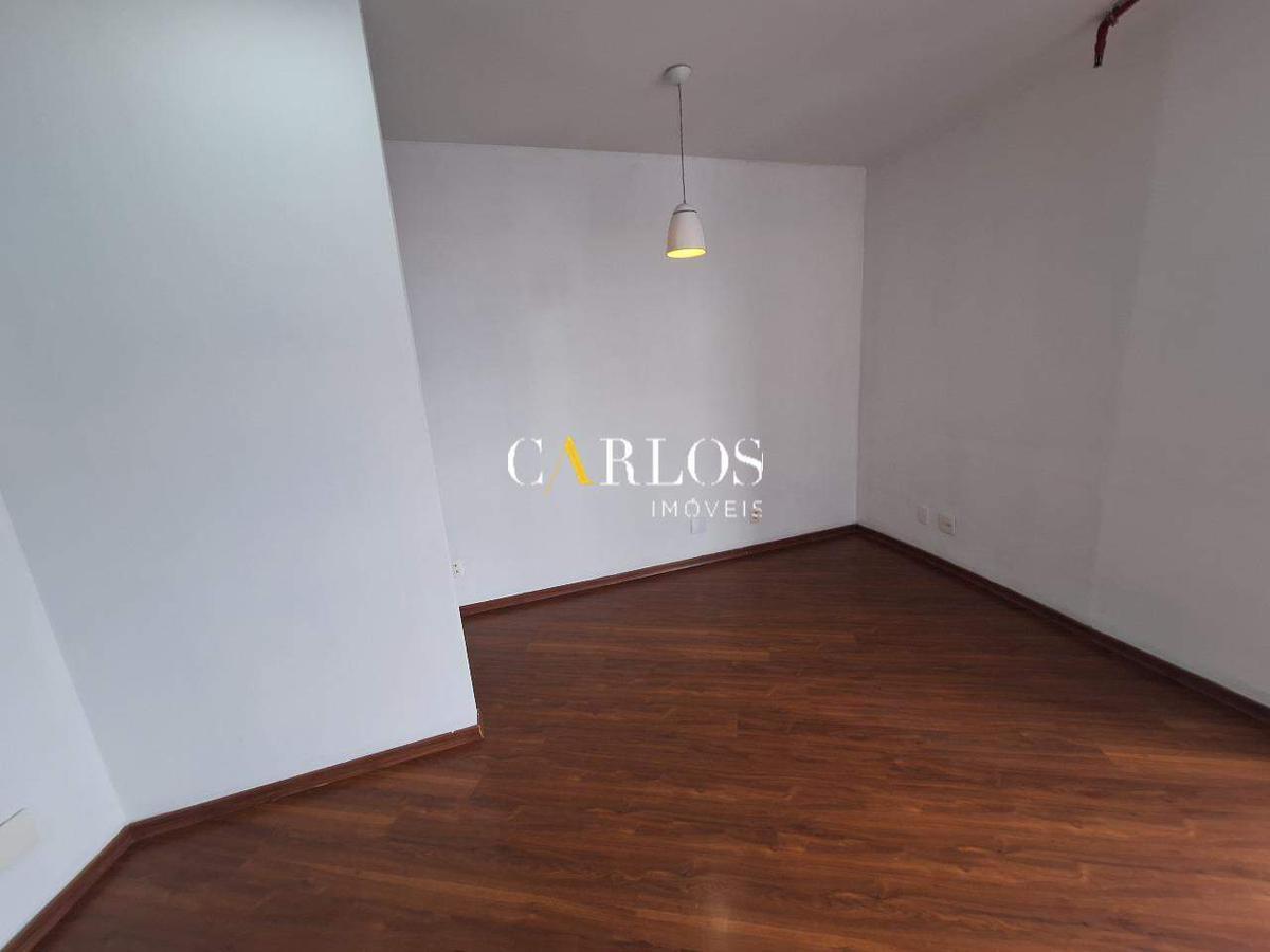 Sala, Santa Efigênia