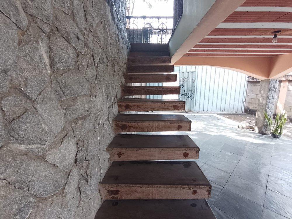 Casa, Milionários, 3 Quartos, 2 Vagas