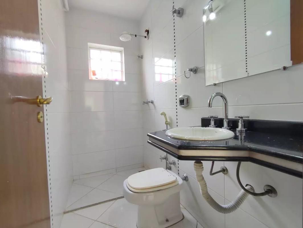 Casa, Tirol, 4 Quartos, 4 Vagas, 1 Suíte