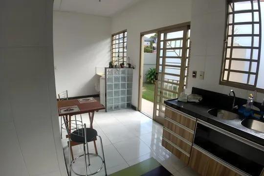 Casa, São João Batista (venda Nova), 4 Quartos, 3 Vagas, 2 Suítes