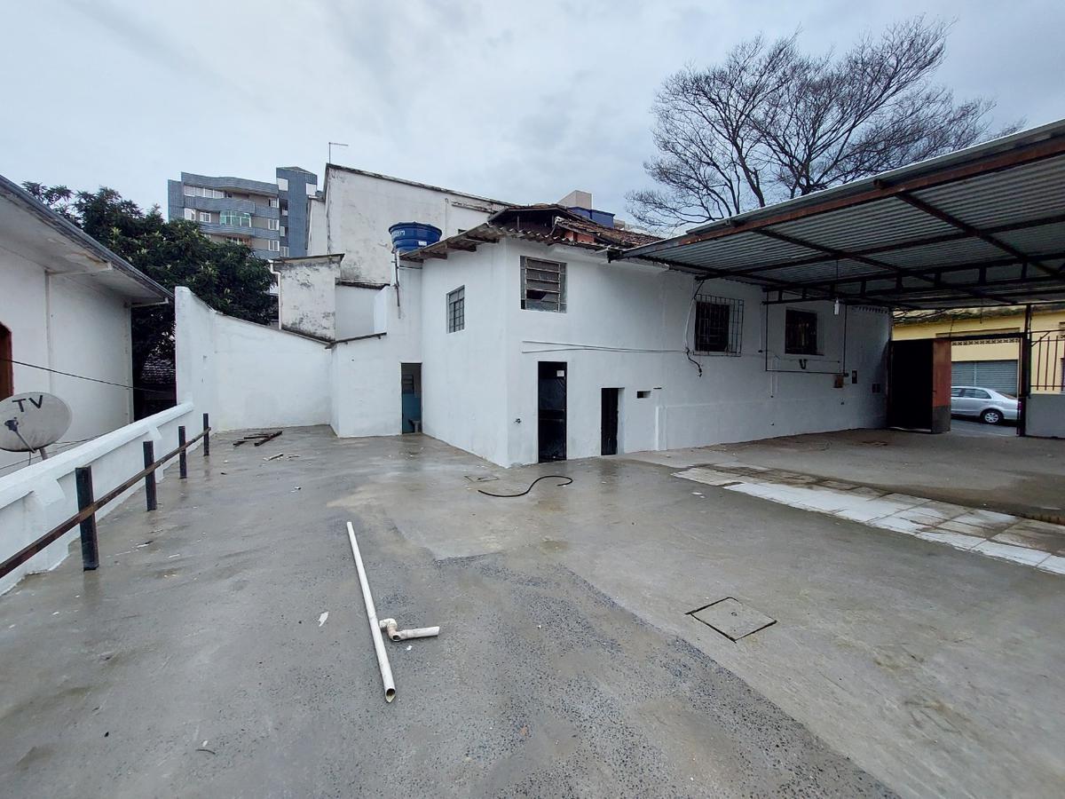 Galpão, Barroca, 3 Quartos, 20 Vagas, 1 Suíte