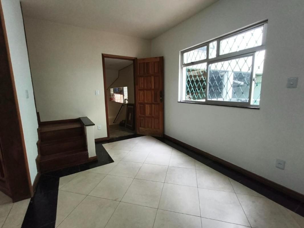 Casa, Cachoeirinha, 3 Quartos, 1 Vaga, 1 Suíte