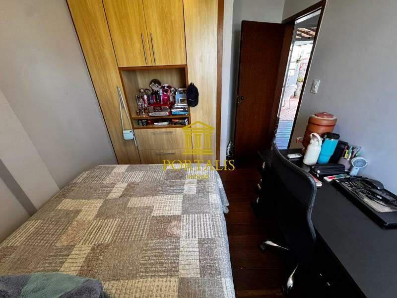Cobertura, Floresta, 4 Quartos, 2 Vagas, 1 Suíte