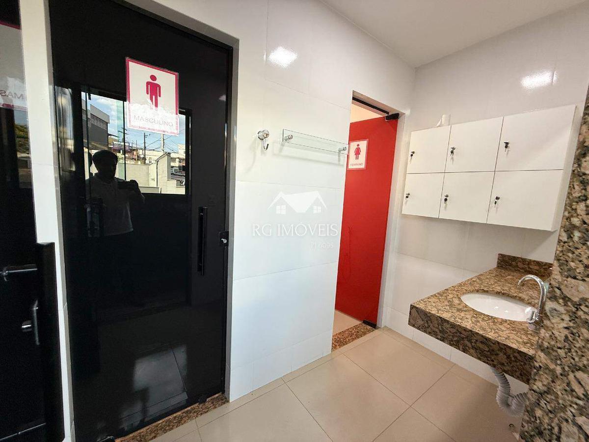 Galpão, Jatobá (barreiro), 0 Quarto, 40 Vagas