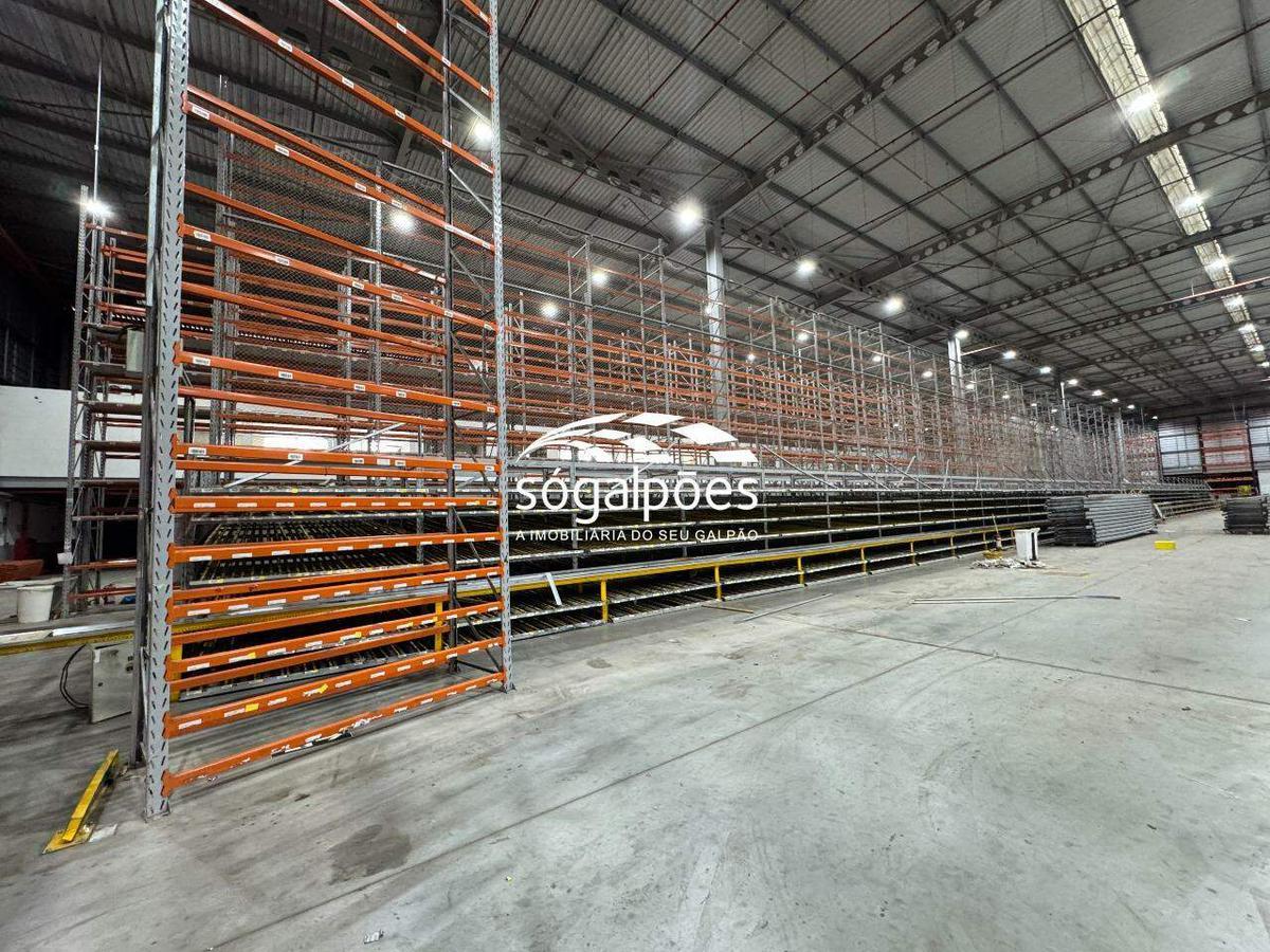 Galpão, Cincão, 100 Vagas